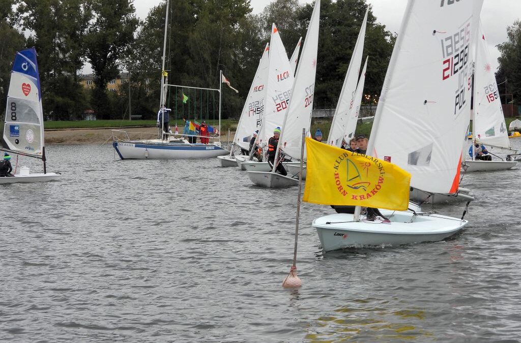 Pierwszy dzień Pucharu Prezydenta Krakowa w klasach LAR, LAS4,7 i O’PEN SKIFF