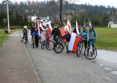 Robimy kondycję na rowerach w Niedzicy 11_2023